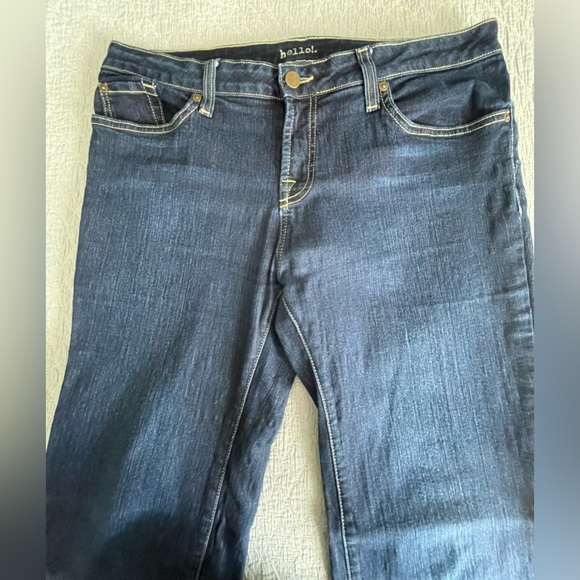 HELLO! SKINNY JEANS SIZE 32 MADE IN L.A. - DARK DENIM & WORN 4-5 TIMES AIR DRIED - Picture 3 of 4